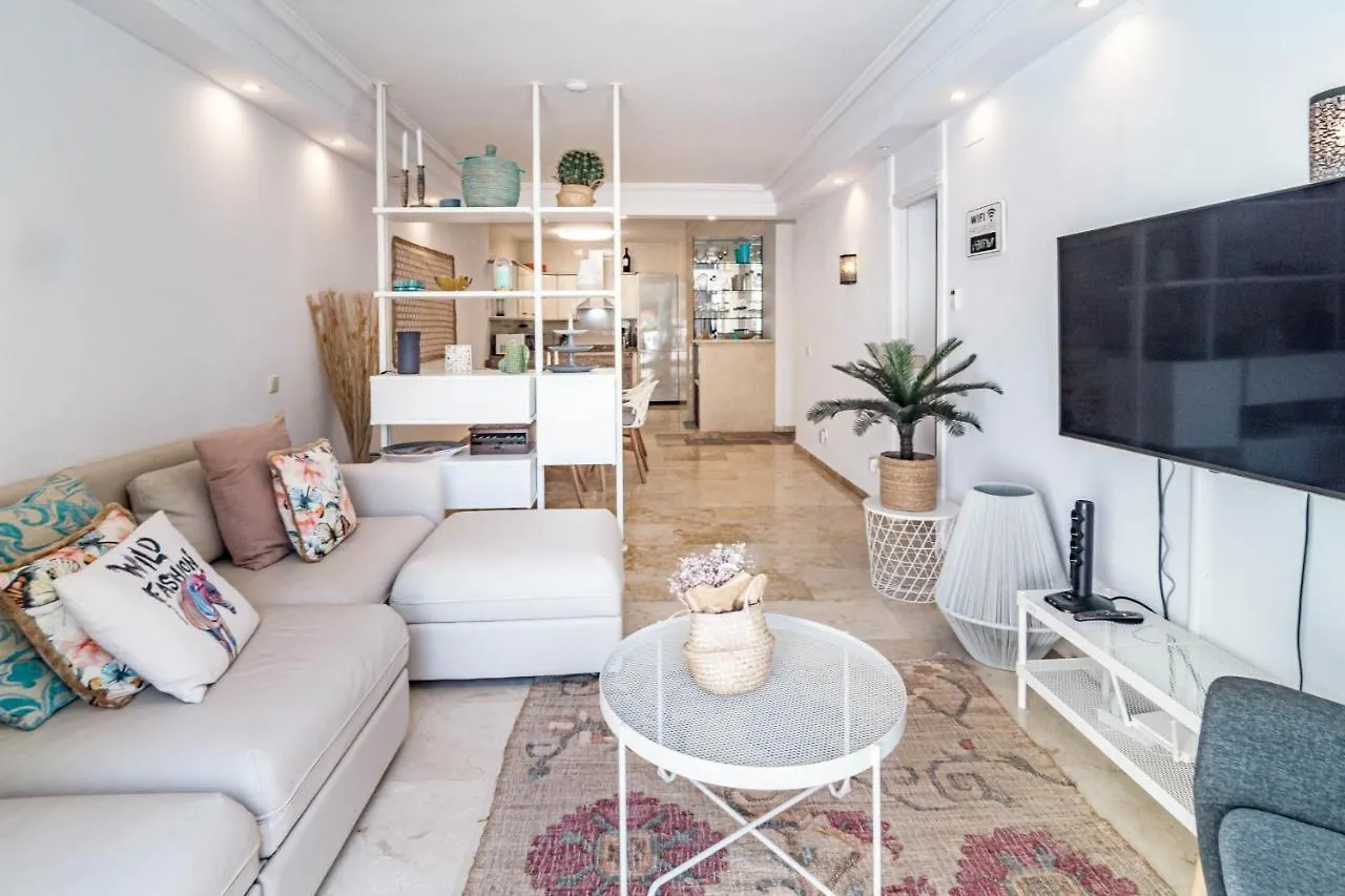 Cozy 2 Bedroom Corner Apartment In Puerto Banus With A Stunning Terrace Marbella 0*,  Spain