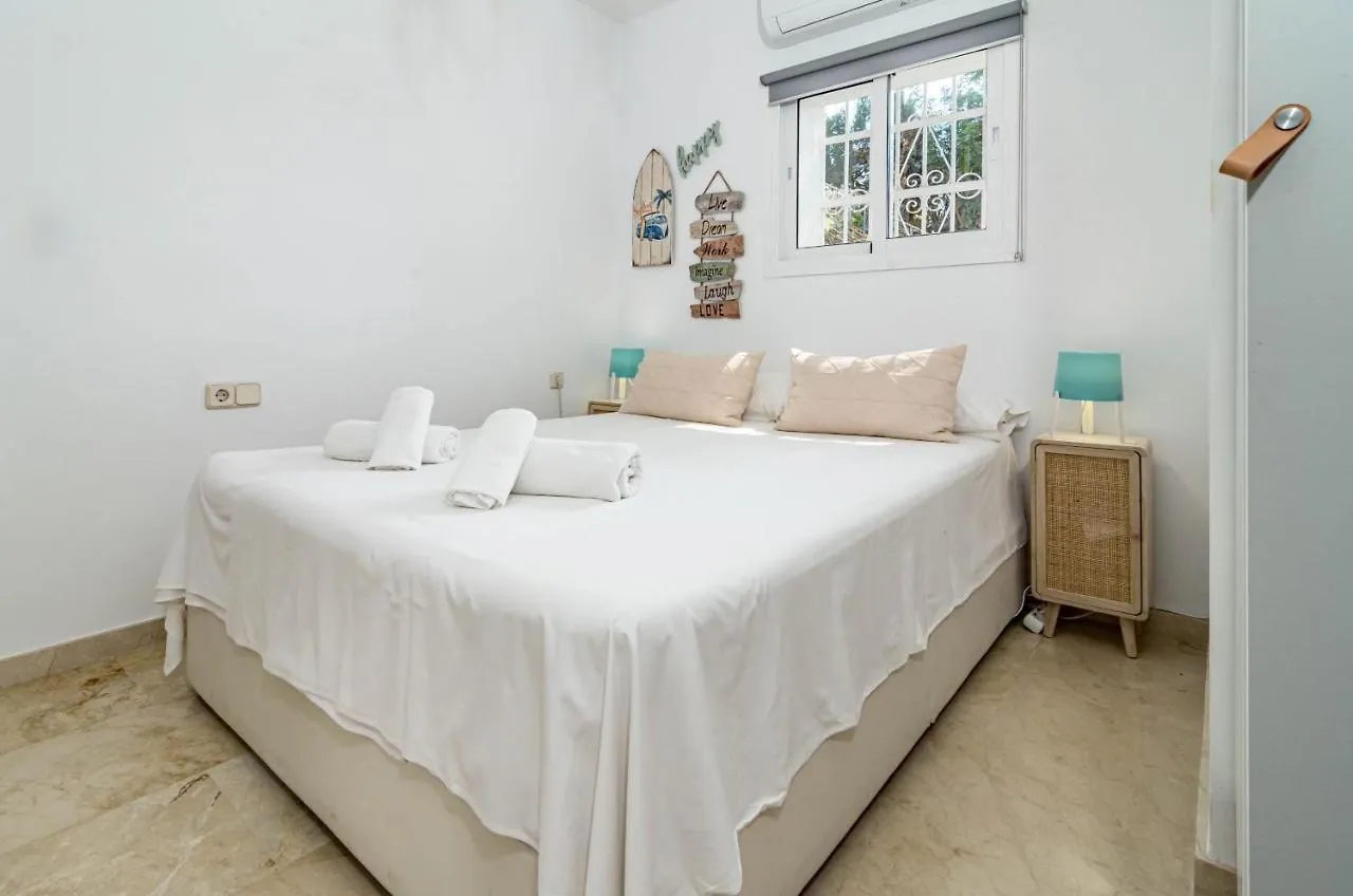Cozy 2 Bedroom Corner Apartment In Puerto Banus With A Stunning Terrace Marbella Holiday home