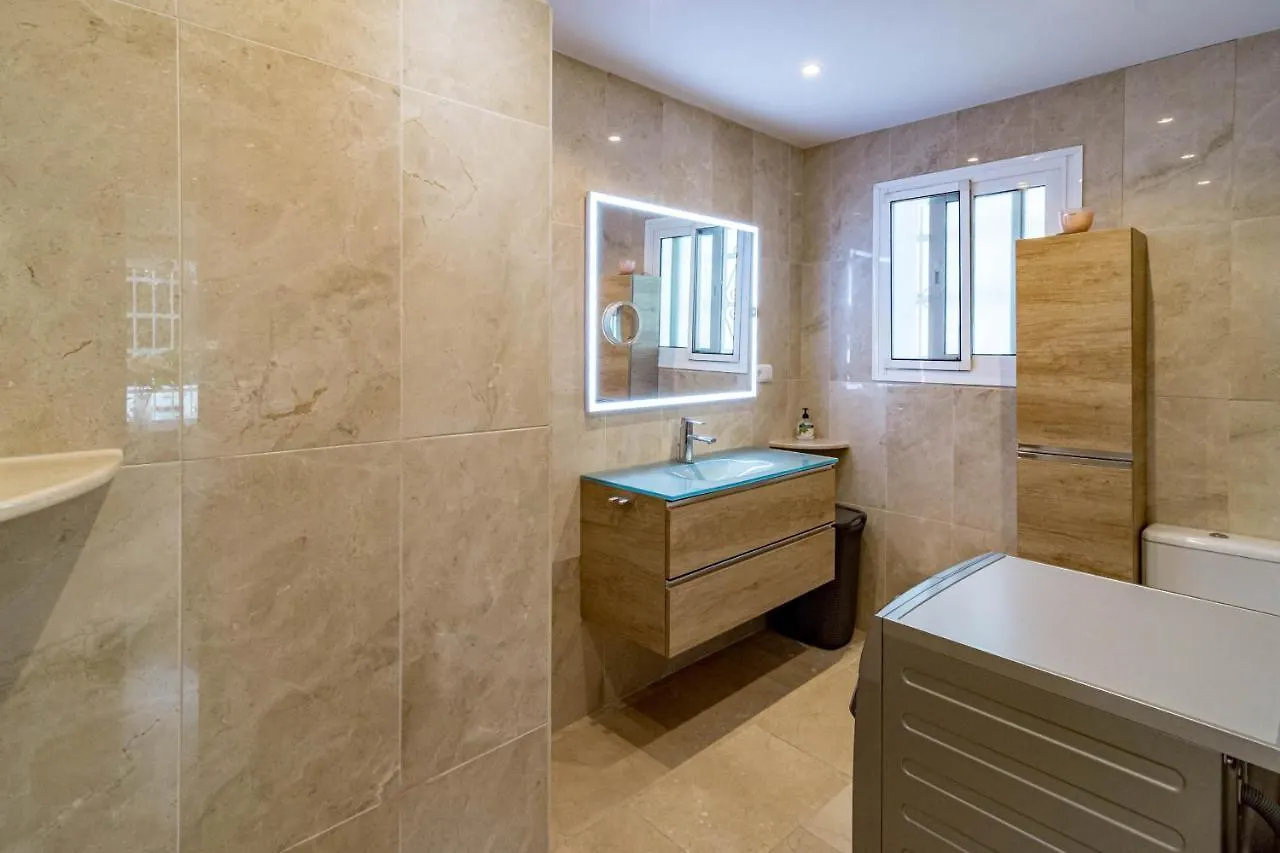 Holiday home Cozy 2 Bedroom Corner Apartment In Puerto Banus With A Stunning Terrace Marbella
