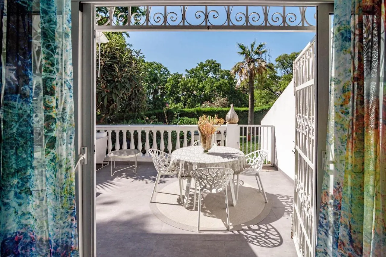 Cozy 2 Bedroom Corner Apartment In Puerto Banus With A Stunning Terrace Marbella Holiday home