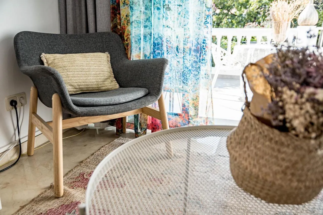 Cozy 2 Bedroom Corner Apartment In Puerto Banus With A Stunning Terrace Marbella