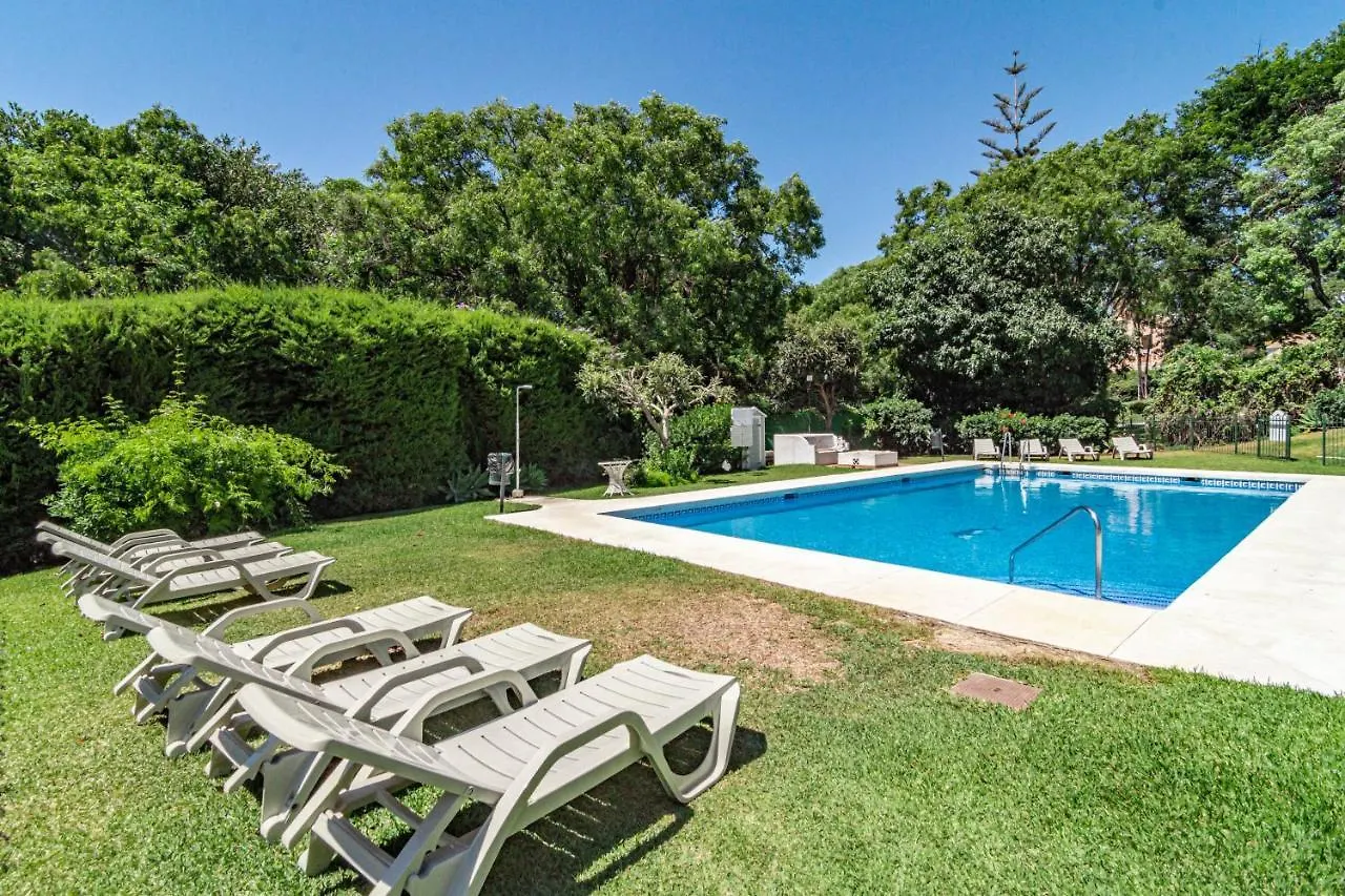 Cozy 2 Bedroom Corner Apartment In Puerto Banus With A Stunning Terrace Marbella