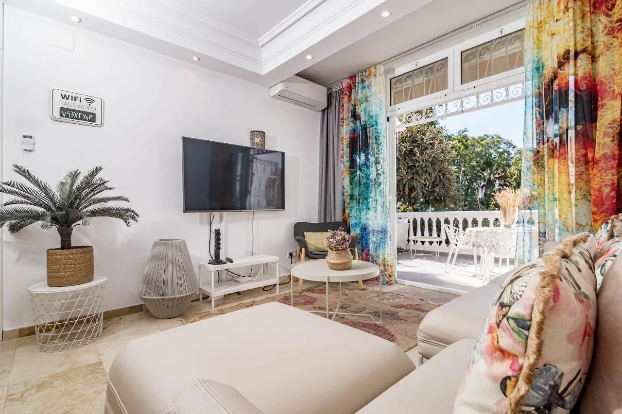 Cozy 2 Bedroom Corner Apartment In Puerto Banus With A Stunning Terrace Marbella
