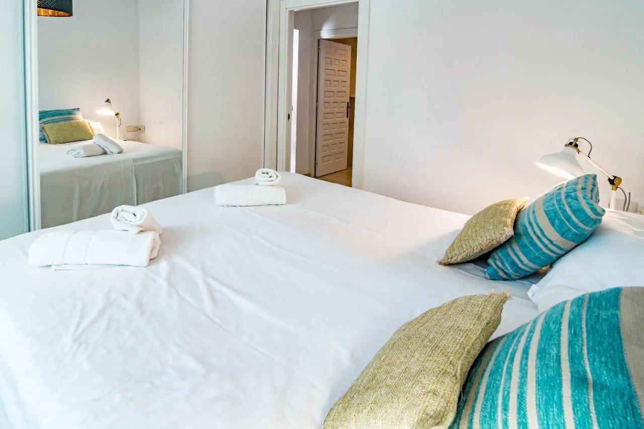 Cozy 2 Bedroom Corner Apartment In Puerto Banus With A Stunning Terrace Marbella Holiday home
