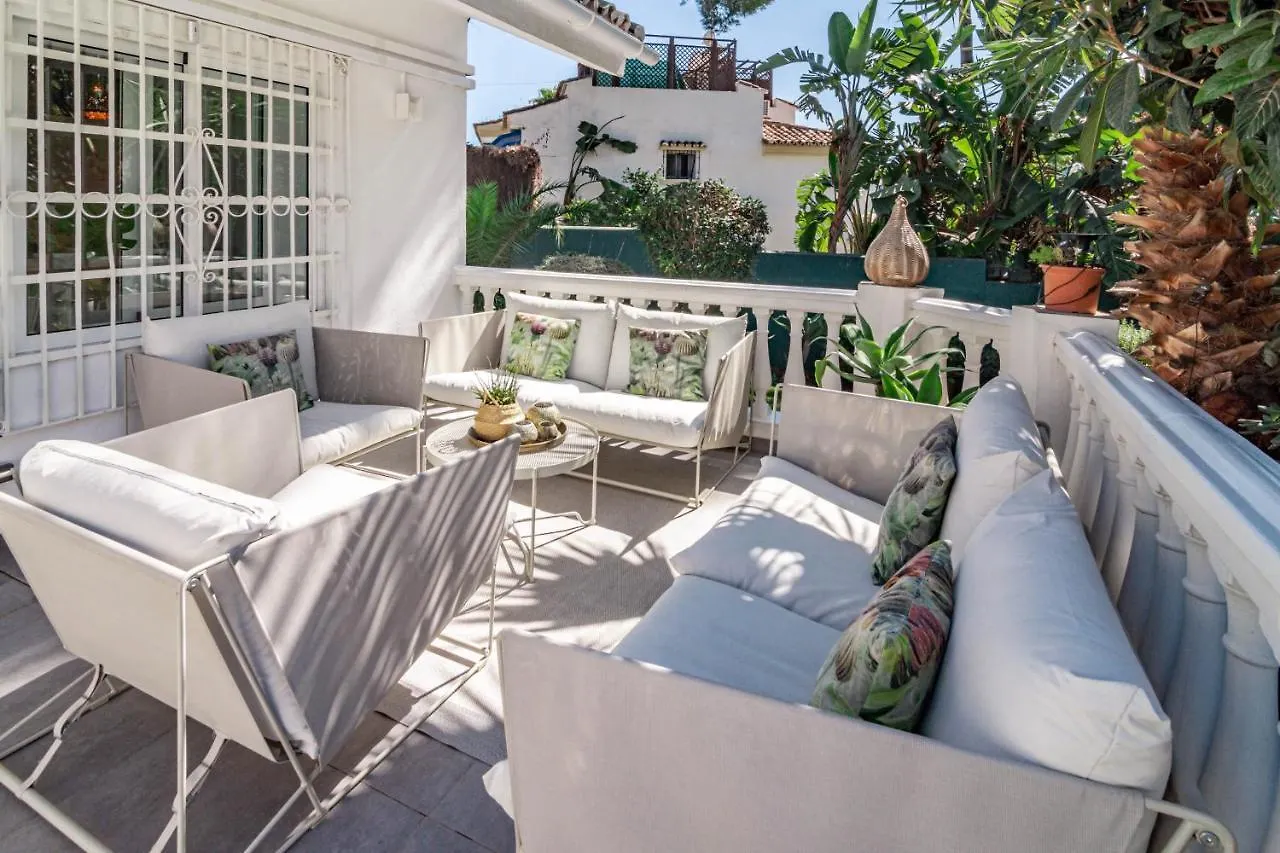 Cozy 2 Bedroom Corner Apartment In Puerto Banus With A Stunning Terrace Marbella Holiday home